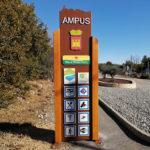 Panneau de bienvenue – Ampus